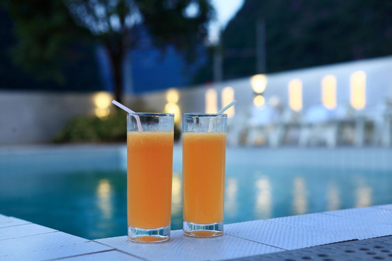 Blue Sky Hotel Yangshuo Eksteriør billede